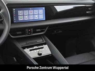 Porsche Macan Electric — photo 18