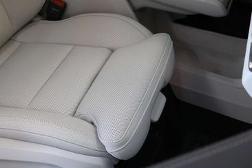 Volvo EX90 Twin Motor — photo 30