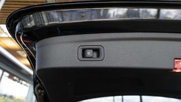 Mercedes GLE 400 D — photo 7