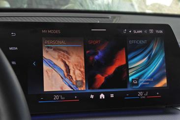 BMW IX2 Coupé SUV XDrive30 — photo 47