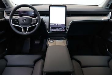 Volvo EX90 Twin Motor — photo 5