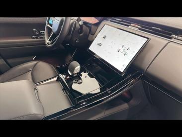 Land Rover Range Rover Sport D250 — photo 13