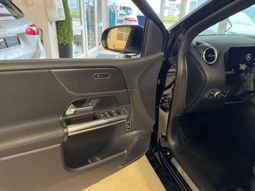 Mercedes Classe B Berline 180 — photo 4