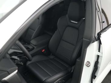 Porsche Macan Electric — photo 3