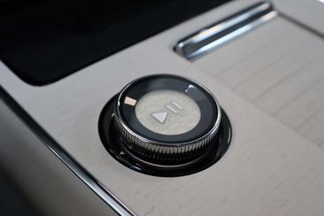 Volvo EX90 Twin Motor — photo 47