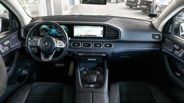 Mercedes GLE 400 D — photo 29