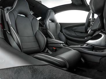 McLaren GT — photo 12