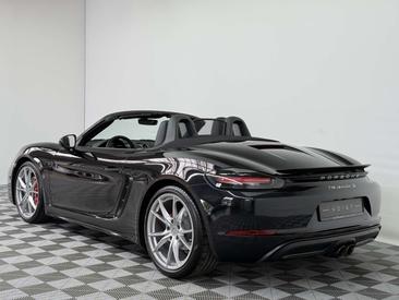 Porsche 718 Cabriolet Boxster S — photo 38