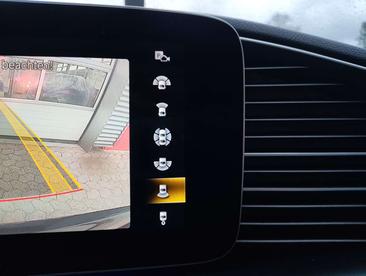 Mercedes GLE 400 D — photo 39