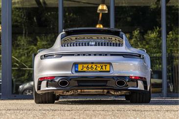 Porsche 911 Carrera S — photo 3