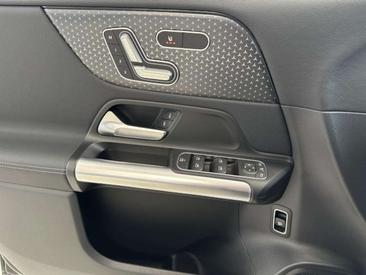 Mercedes Classe B Berline 180 — photo 8