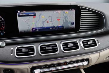 Mercedes GLE 400 E — photo 10