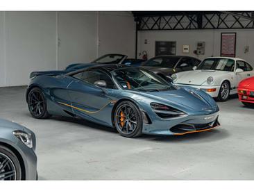 McLaren 720S — photo 45