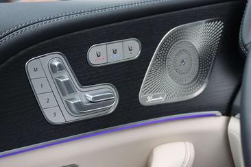 Mercedes GLE 400 E — photo 12