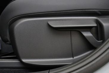 Volvo EX30 Single Motor Extended Range — photo 24