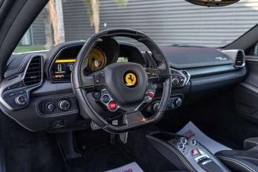 Ferrari 458 Italia — photo 16