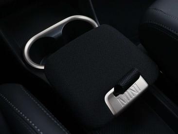 Mini Countryman Cooper SE ALL4 — photo 8