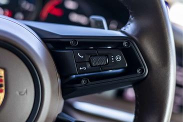 Porsche 911 Carrera S — photo 44