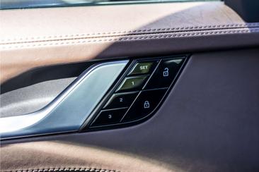 Porsche 911 Carrera S — photo 48