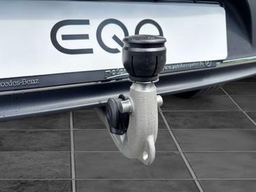 Mercedes EQA 250 — photo 17