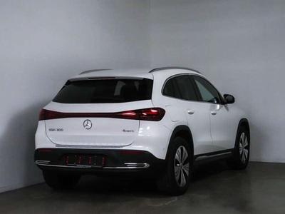 Mercedes EQA 300 4MATIC