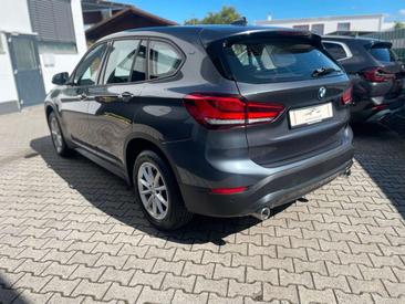BMW X1 SDrive18d — photo 3