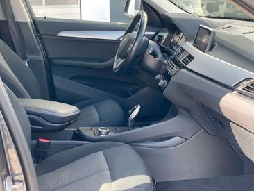 BMW X1 SDrive18d — photo 7