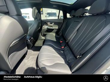 Mercedes EQE Berline 300 — photo 17