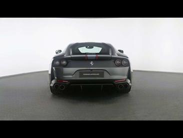 Ferrari 812 Superfast — photo 4