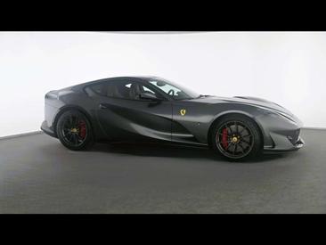 Ferrari 812 Superfast — photo 12