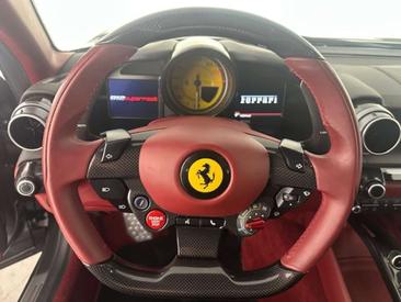 Ferrari 812 Superfast — photo 18
