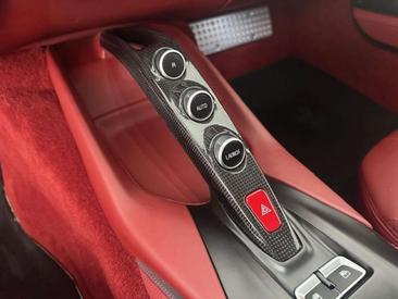 Ferrari 812 Superfast — photo 19