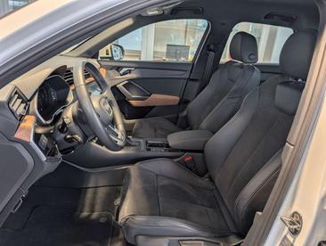 Audi Q3 35 TDI — photo 7