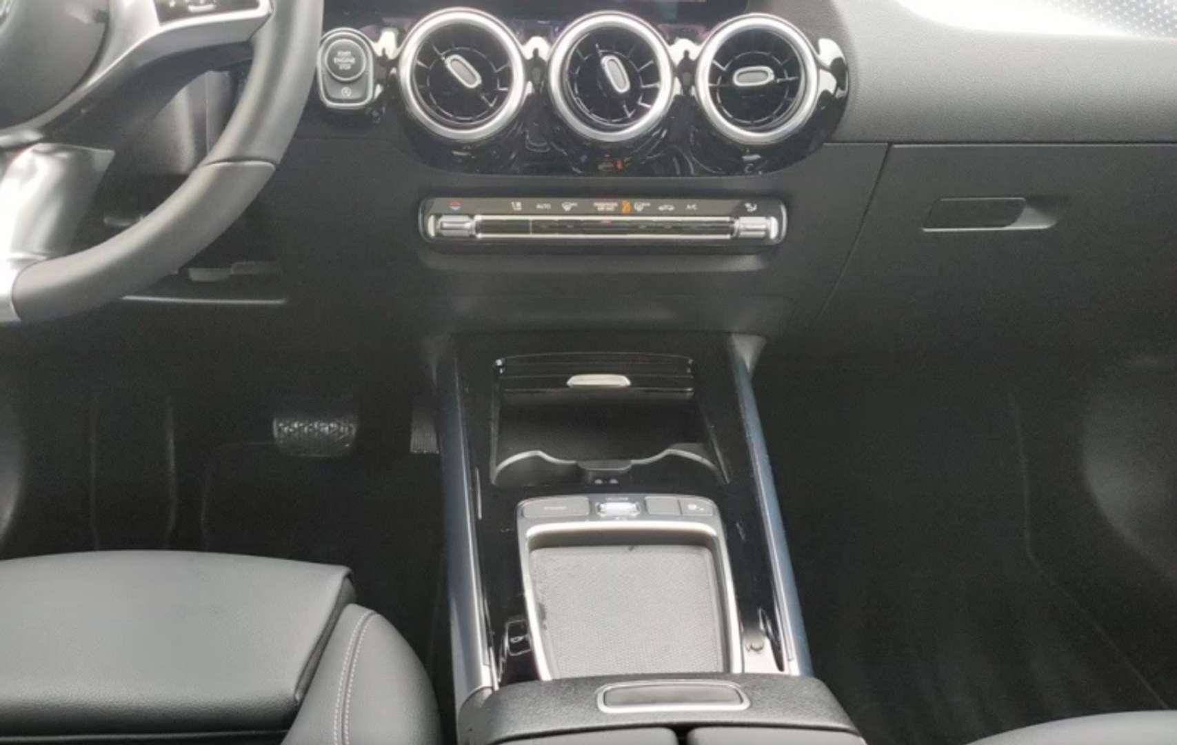 Mercedes GLA 200 PROGRESSIVE - 2024 - Joinsteer - #9