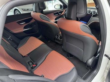 Mercedes Classe C Berline 300 E — photo 9