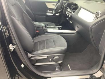 Mercedes GLA 200d — photo 6
