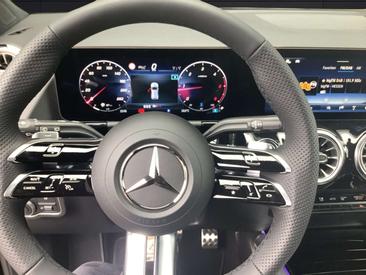 Mercedes GLA 200d — photo 7