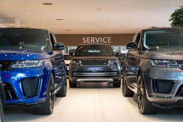 Land Rover Defender 130 D300 MHEV — photo 4