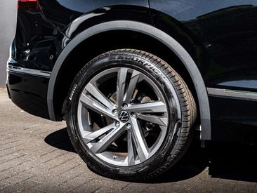 Volkswagen TIGUAN 2.0 TDI 4MOTION — photo 14
