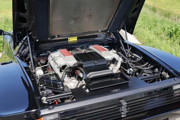 Ferrari Testarossa — photo 10