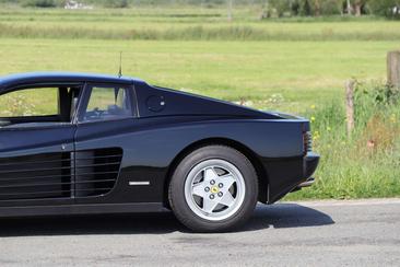 Ferrari Testarossa — photo 18