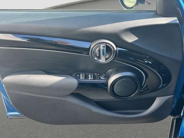 Mini 3 Portes Berline Cooper C — photo 17