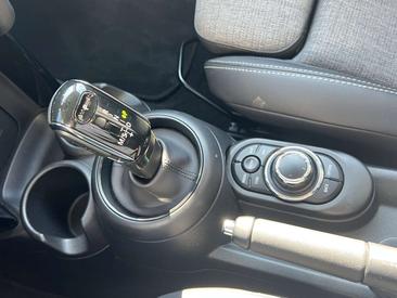 Mini 3 Portes Berline Cooper C — photo 18