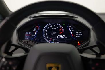 Lamborghini Huracán EVO — photo 11