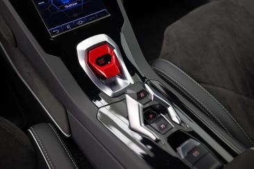 Lamborghini Huracán EVO — photo 15
