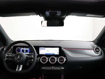Mercedes GLA 250e — photo 2