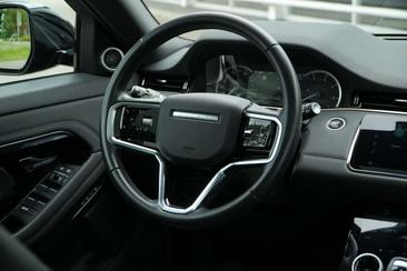 Land Rover Range Rover Evoque P300e — photo 11