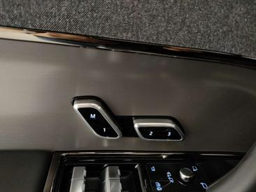 Land Rover Range Rover Sport D250 — photo 15