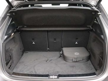 Mercedes GLA 250e — photo 7
