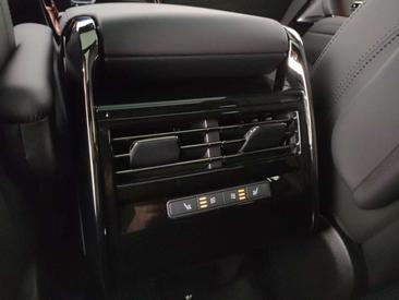 Land Rover Range Rover Sport D250 — photo 18